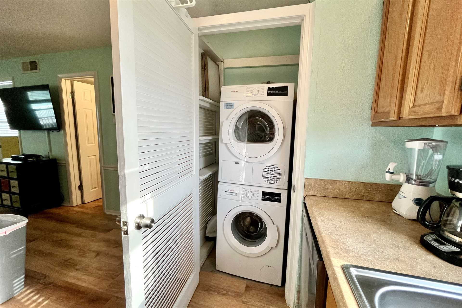 New HE Bosch Washer/Dryer stack